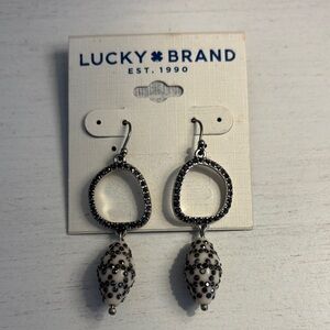 Lucky Dangle Earrings Silver Tone Cream Color Retail $32 Brand New